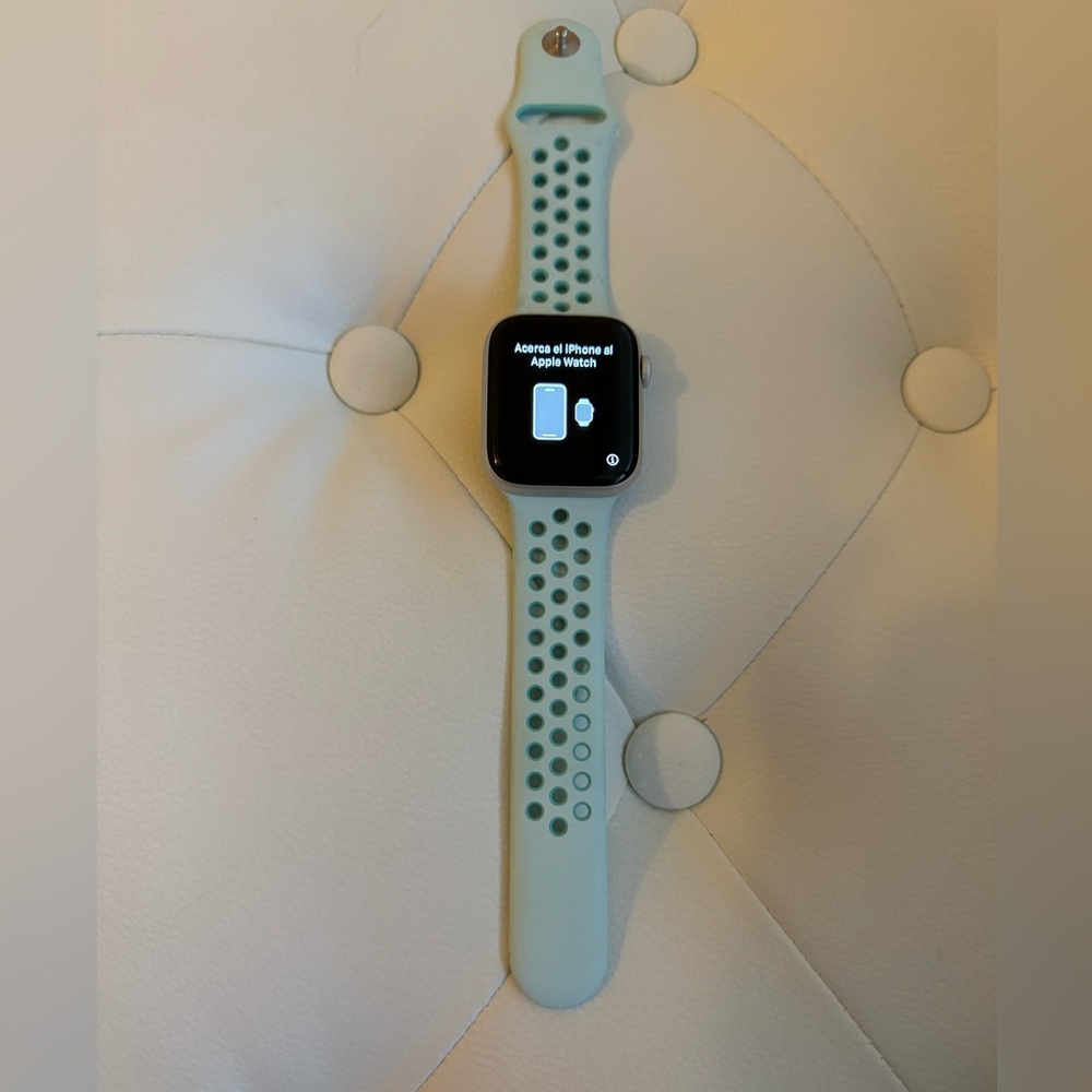 Apple Watch Series 4 Nike Edition
